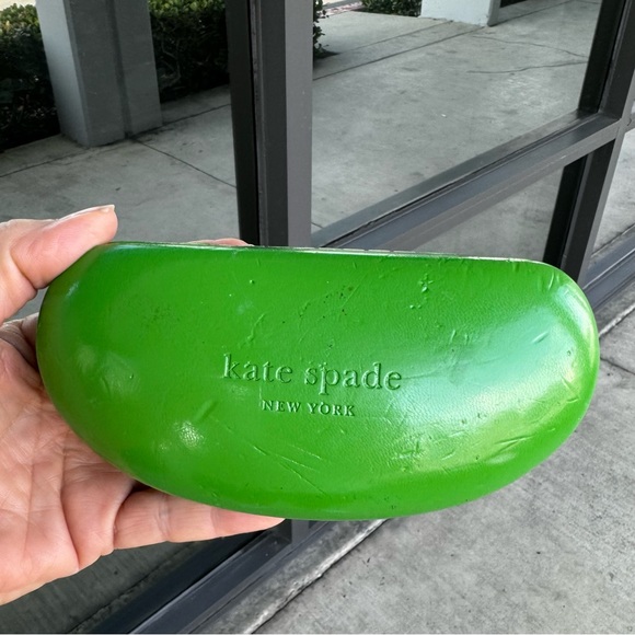 Kate Spade Hard Shell Case - Picture 3 of 3